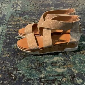 Girls cute shimmery dress shoes